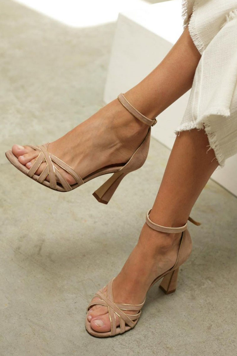 Karina | Sommerliche Sandalen mit offenem Design