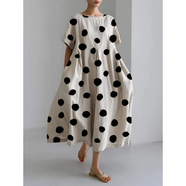 Jutta | Feminines Sommerkleid mit klassischem Punktmuster
