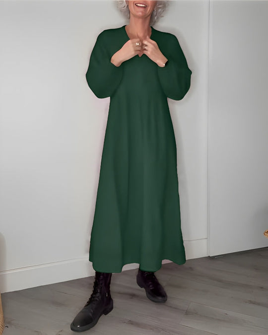 Amanda | Langes, tailliertes Kleid mit V-Ausschnitt