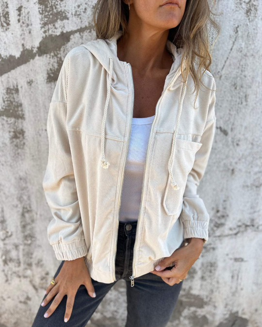 Marion | Cordjacke mit Kapuze und Retro-Flair für Frauen