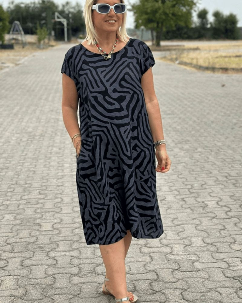 Regina | Vintage Kleid mit femininer Note