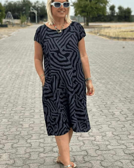 Regina | Vintage Kleid mit femininer Note