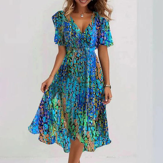 Elena | Luftiges Wickelkleid mit floraler Note