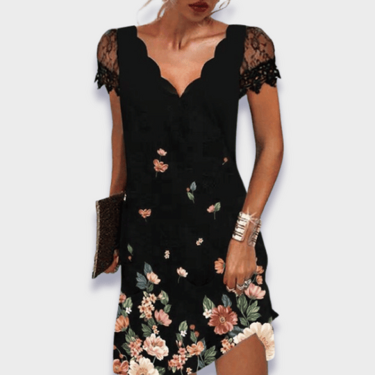 Clara | Feminines Kleid mit raffinierter Silhouette