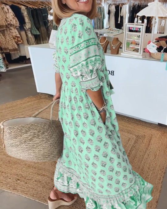 Alma | Fließendes Sommerkleid mit modernem Print