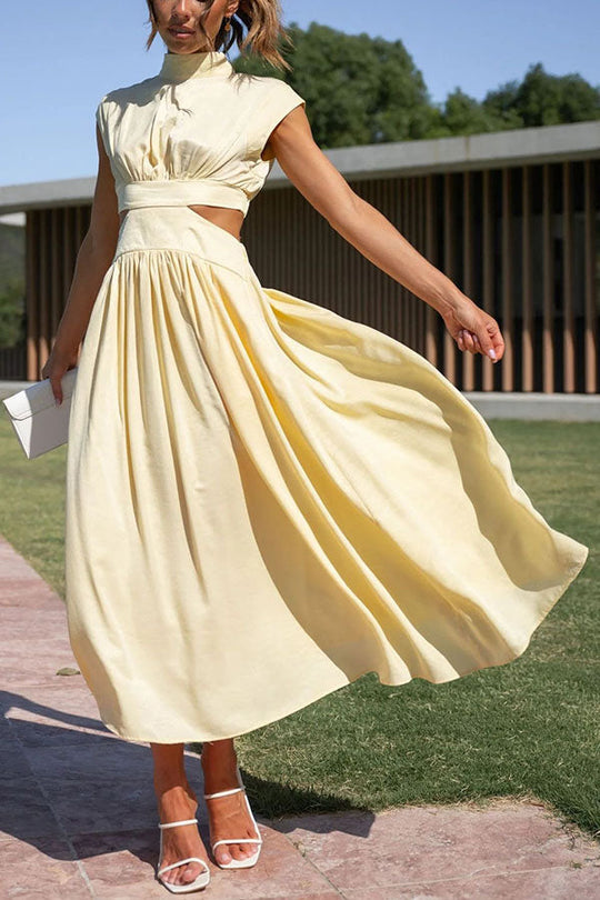 Quincy | Modernes Sommerkleid mit Cut-Out und Taschen