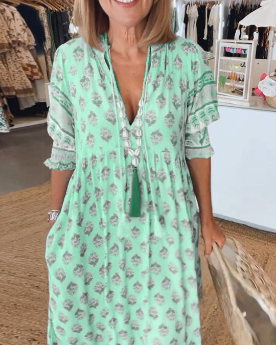 Alma | Fließendes Sommerkleid mit modernem Print