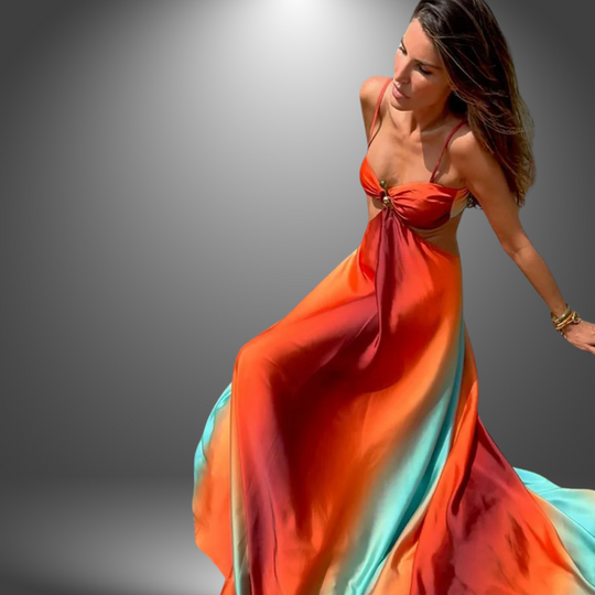 Solea | Drapiertes langes Kleid im schlichten Stil