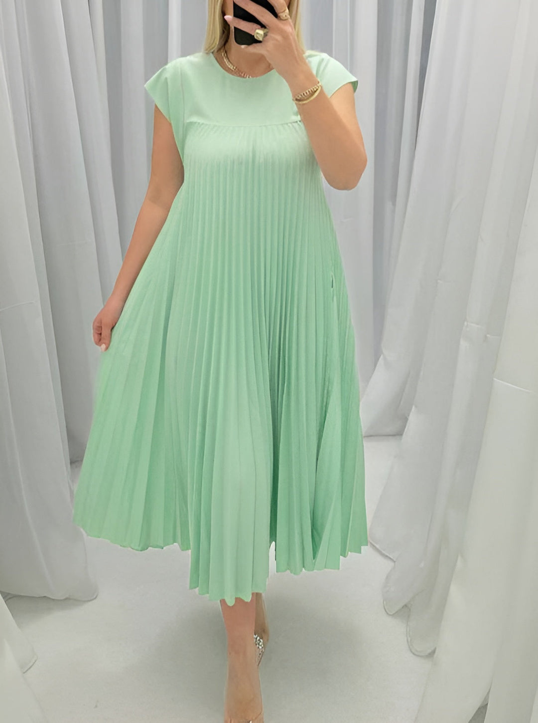 Hanna | Fließendes Sommerkleid mit eleganter Silhouette