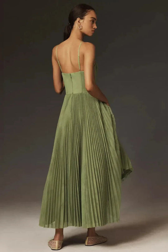 Claire | Plissiertes Tüllkleid mit asymmetrischem Schnitt