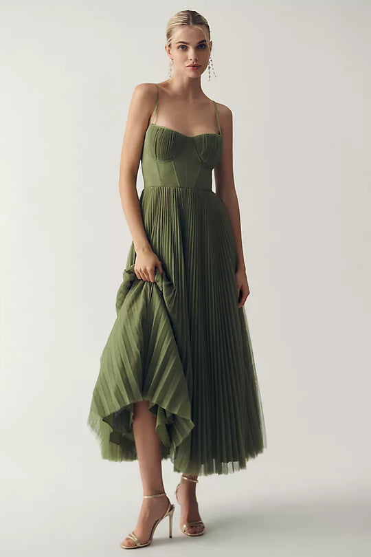 Claire | Plissiertes Tüllkleid mit asymmetrischem Schnitt