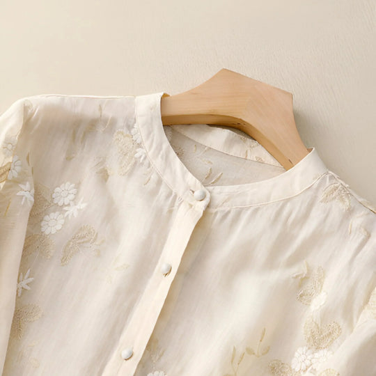 Emily | Elegantes Baumwolltop mit kunstvoll besticktem Blumenmuster