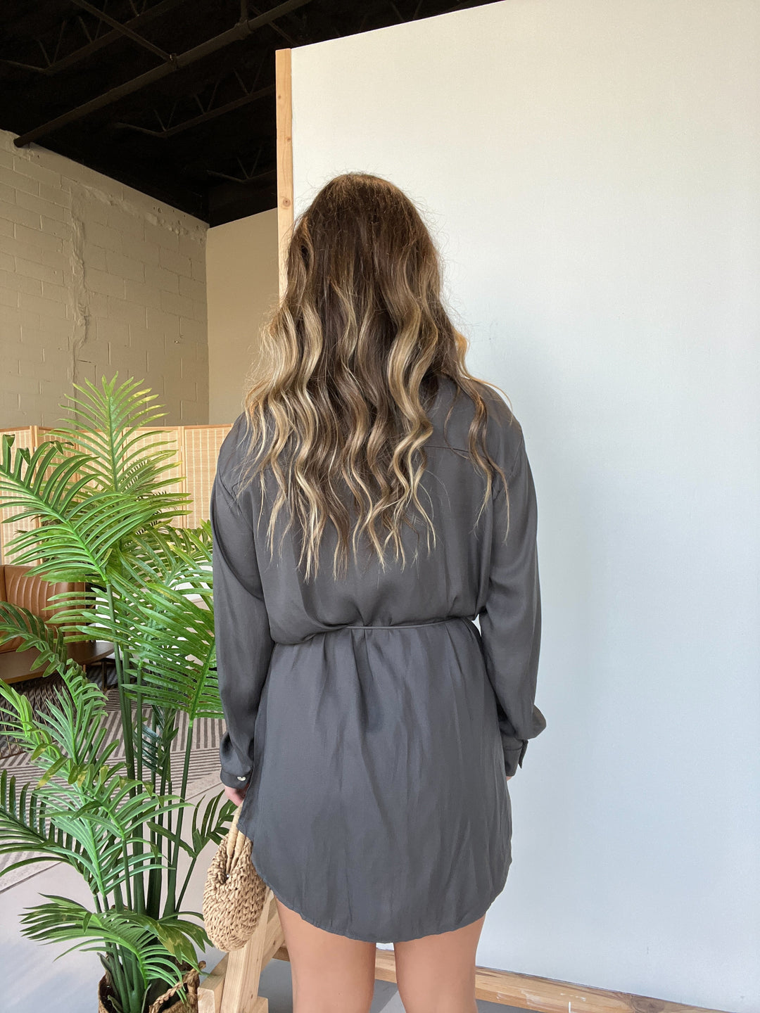 Elara | Luftiges Stramplerkleid mit femininer Raffinesse