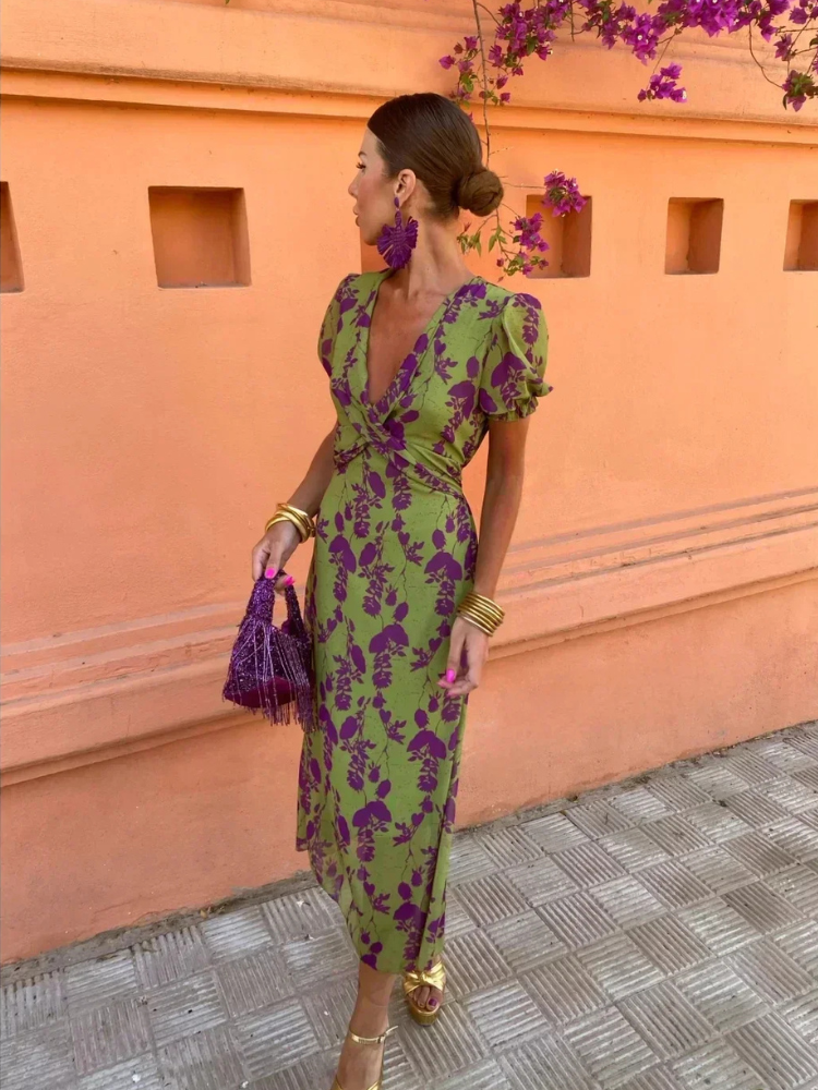 Ulla | Luftiges Sommerkleid mit fließendem Design