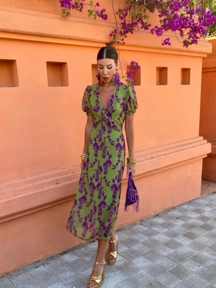 Rhiannon | Sophistiziertes Sommerkleid für elegante Auftritte