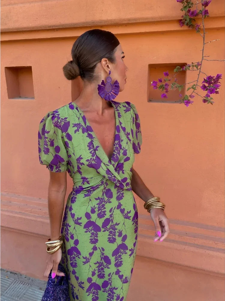 Rhiannon | Sophistiziertes Sommerkleid für elegante Auftritte
