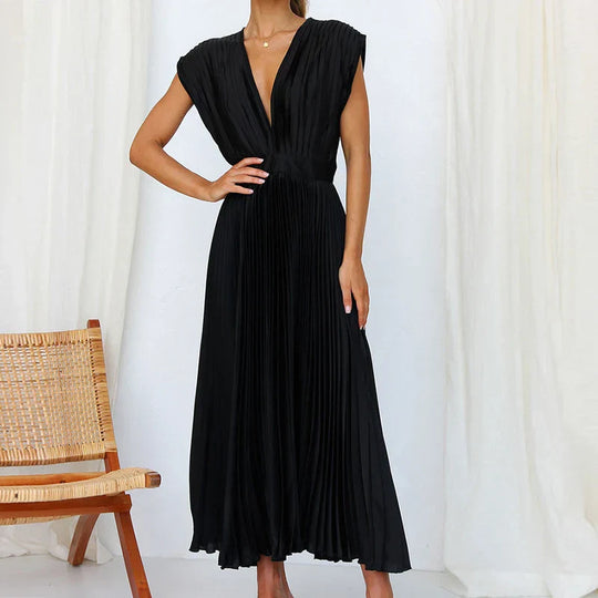 Silvia | Elegantes Sommerkleid mit fließendem Faltendesign