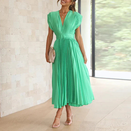 Silvia | Elegantes Sommerkleid mit fließendem Faltendesign