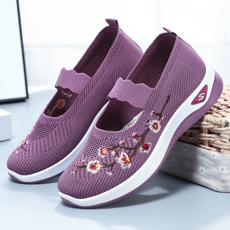 Mia | Atmungsaktive Slip-Ons für den Alltag