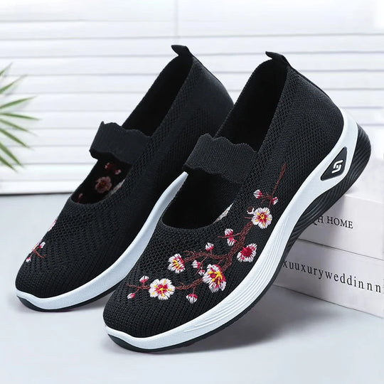 Mia | Atmungsaktive Slip-Ons für den Alltag