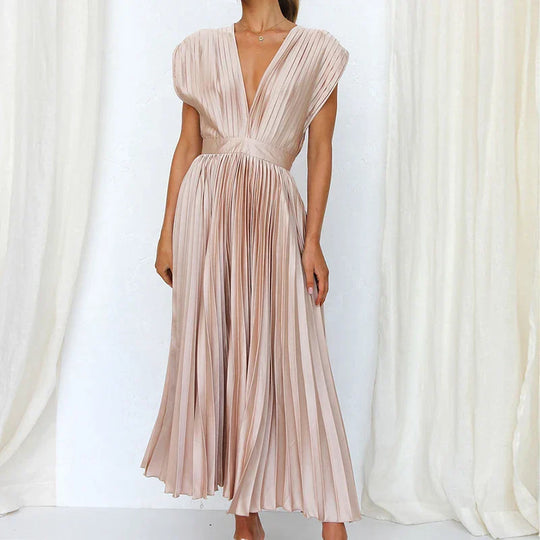 Silvia | Elegantes Sommerkleid mit fließendem Faltendesign
