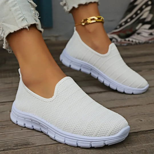 Julia | Schlichte und bequeme Slip-Ons für jeden Tag