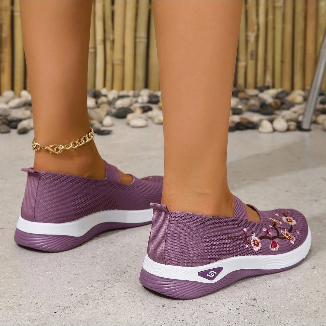 Mia | Atmungsaktive Slip-Ons für den Alltag