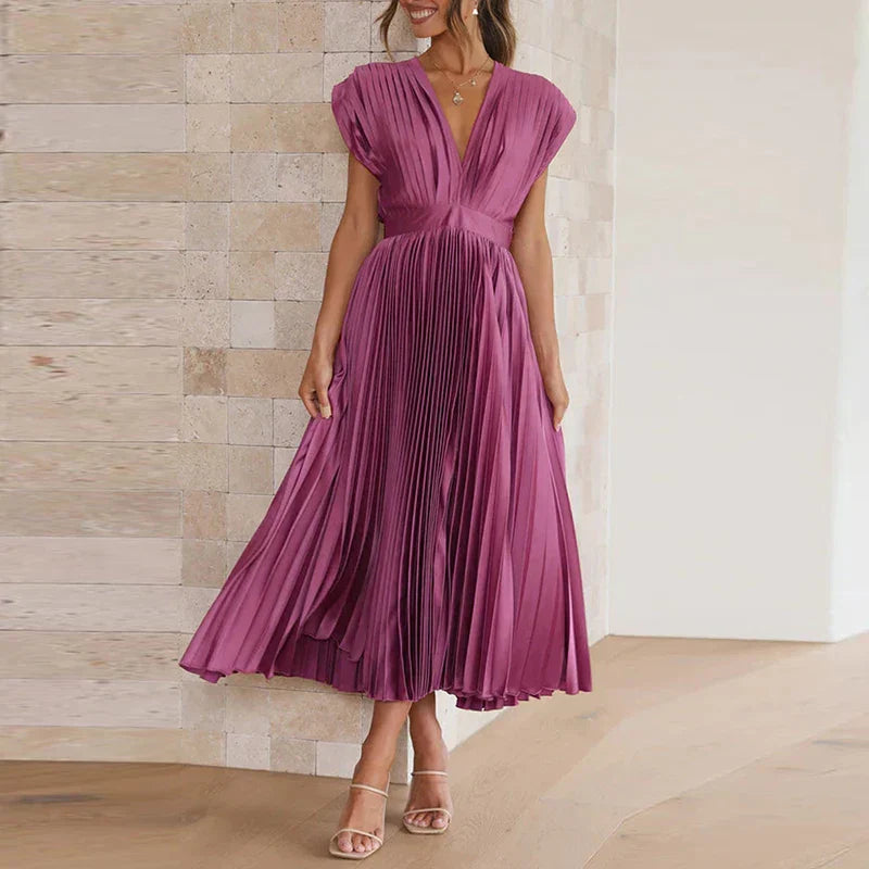 Silvia | Elegantes Sommerkleid mit fließendem Faltendesign