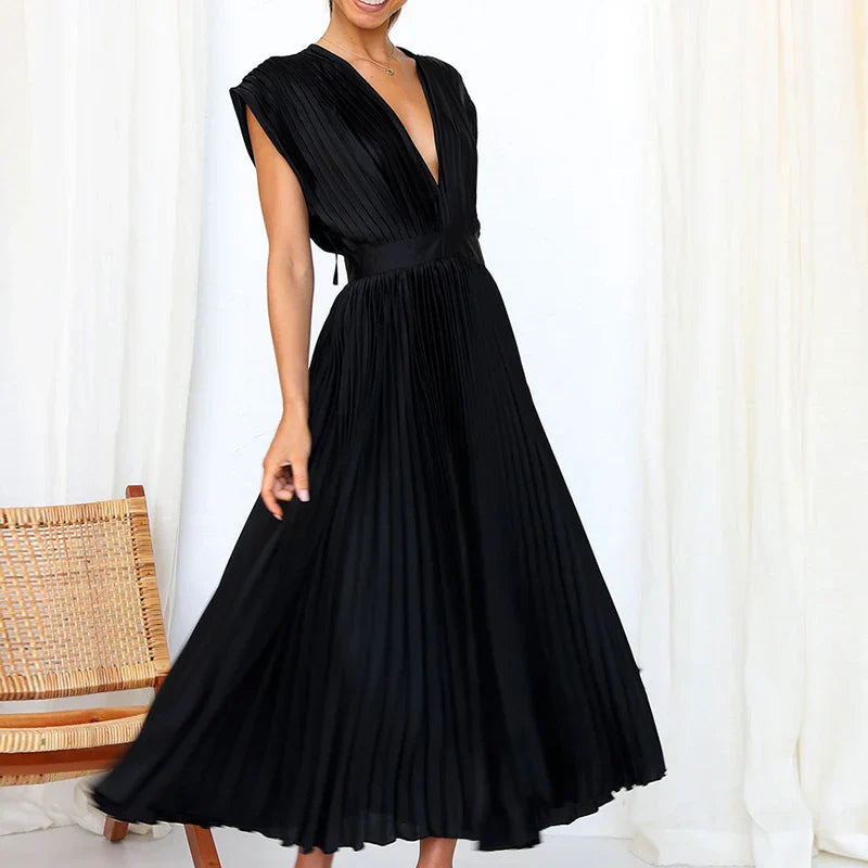 Silvia | Elegantes Sommerkleid mit fließendem Faltendesign