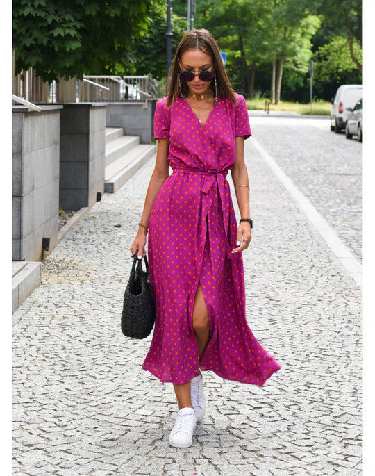 Sigrid | Elegantes Kleid mit femininer V-Ausschnitt-Silhouette