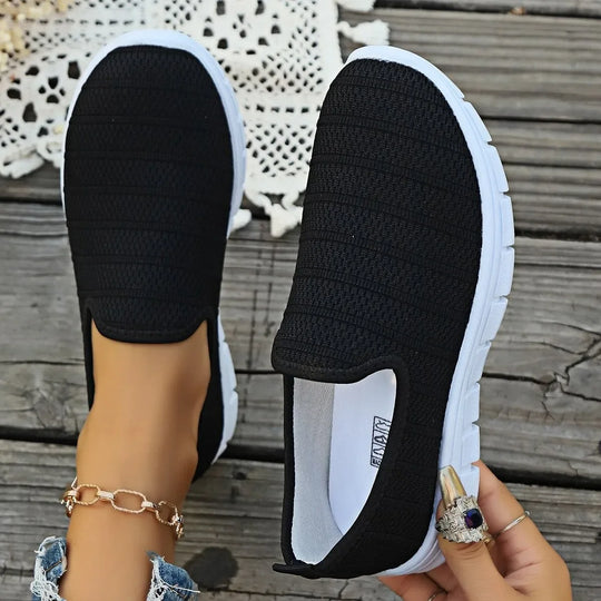 Julia | Schlichte und bequeme Slip-Ons für jeden Tag