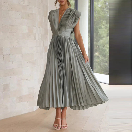 Silvia | Elegantes Sommerkleid mit fließendem Faltendesign