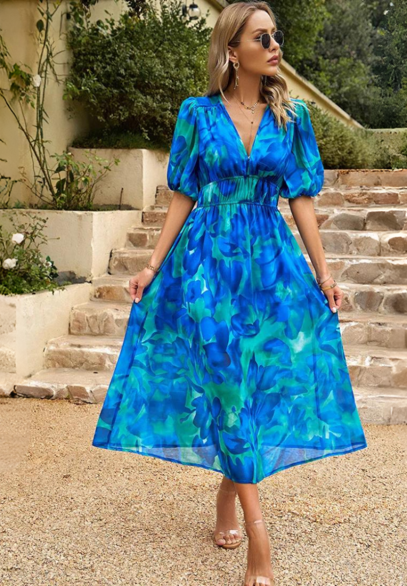 Aria | Figurbetontes Kleid mit Bauchkontrolle