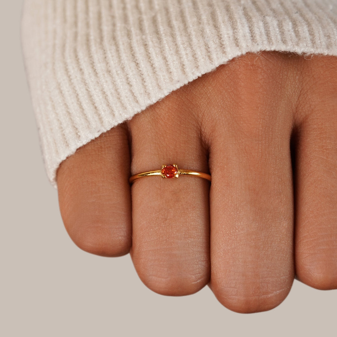 Lily | Personalisierbarer Geburtssteinring für jeden Tag