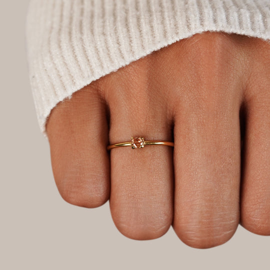 Lily | Personalisierbarer Geburtssteinring für jeden Tag