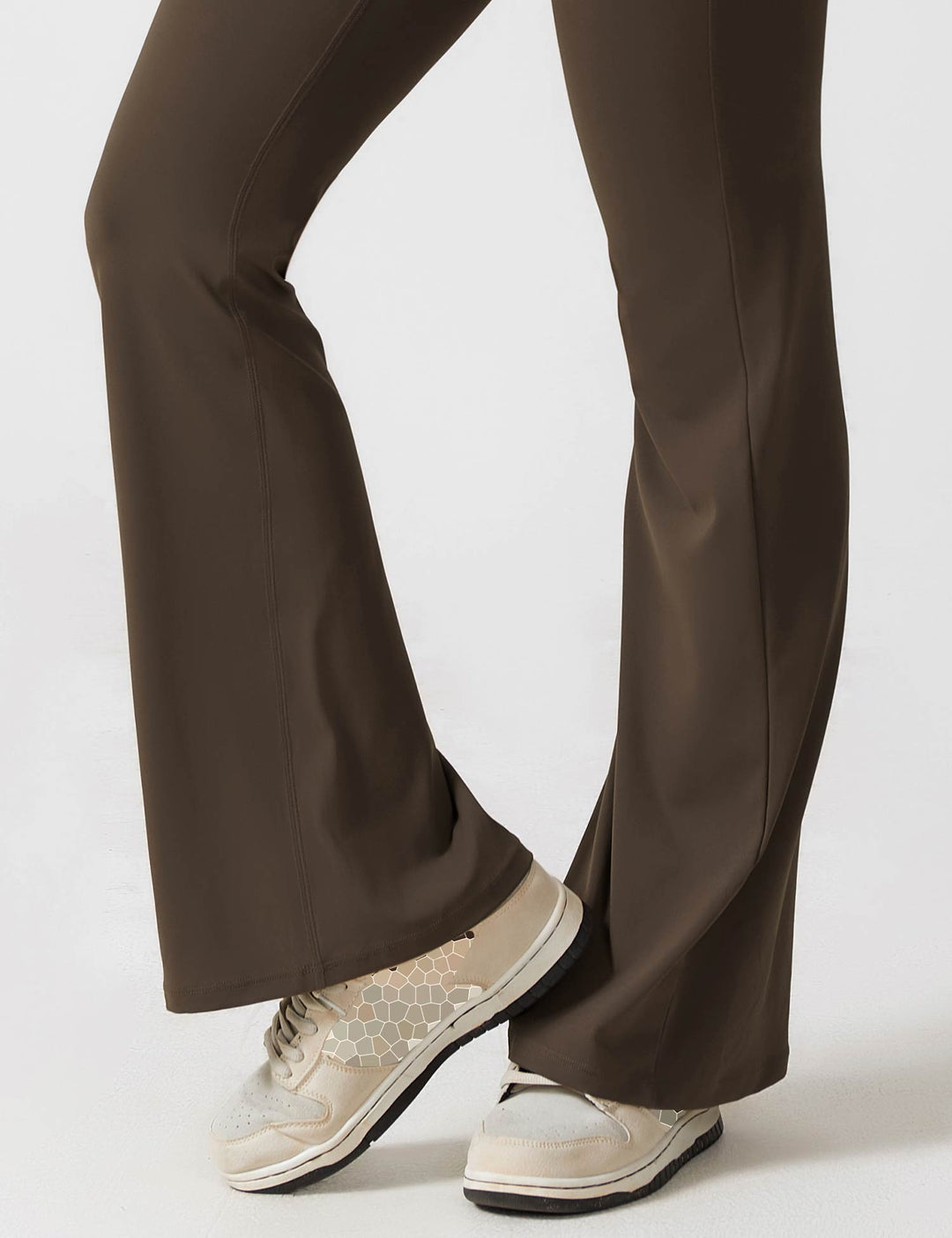 Manuela | Jumpsuit mit figurformendem Schnitt und flared Bein