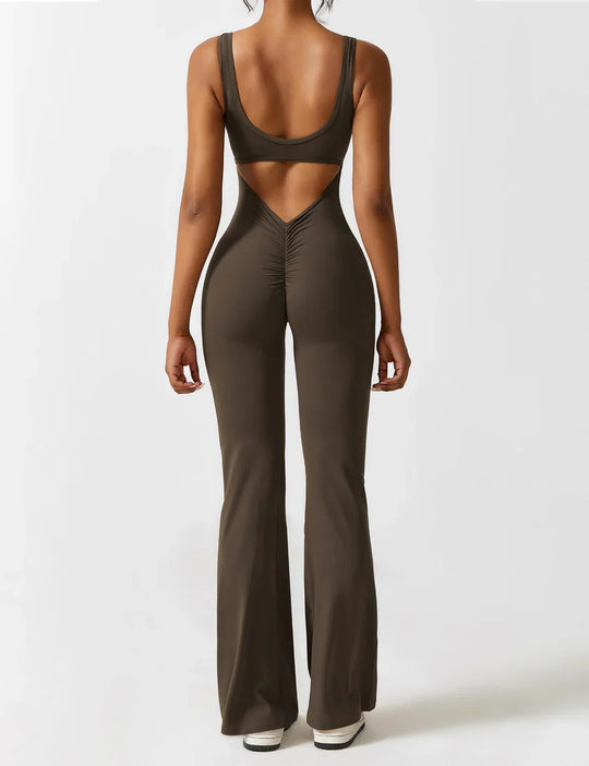 Manuela | Jumpsuit mit figurformendem Schnitt und flared Bein