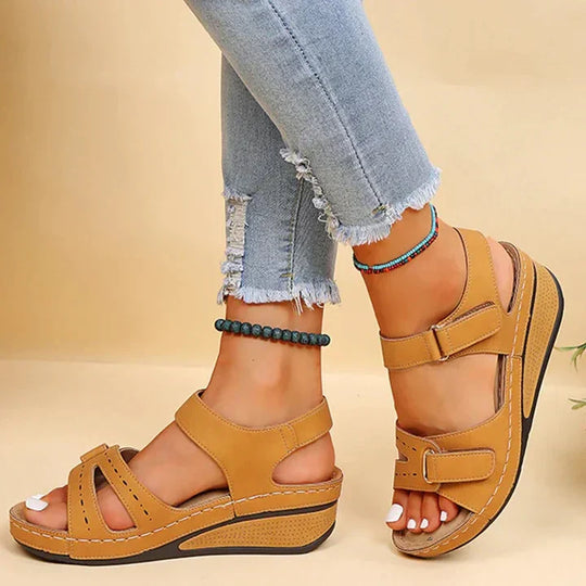 Dorothee | Orthopädische Komfortsandalen mit verstellbaren Riemen