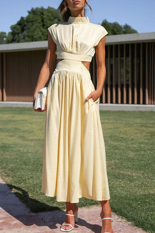 Quincy | Modernes Sommerkleid mit Cut-Out und Taschen