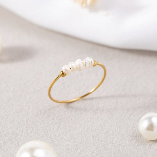 Grace | Schlichter Ring mit Süßwasserperle