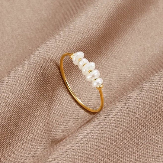 Grace | Schlichter Ring mit Süßwasserperle