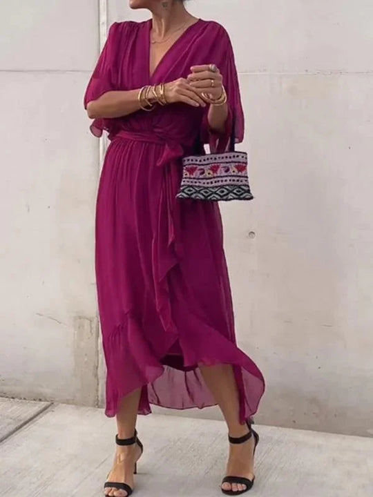 Monica | Luftiges Kleid mit V-Ausschnitt und fließender Silhouette