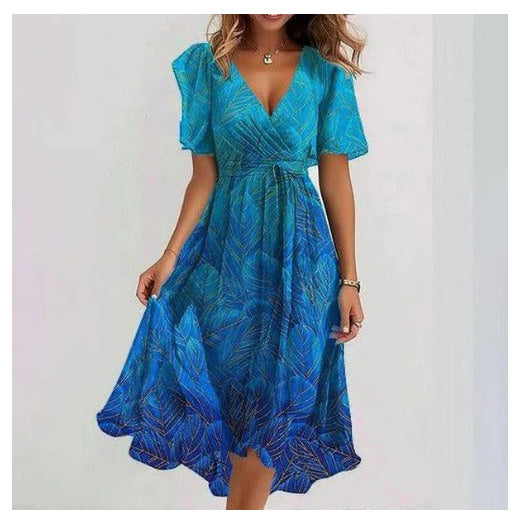 Elena | Luftiges Wickelkleid mit floraler Note