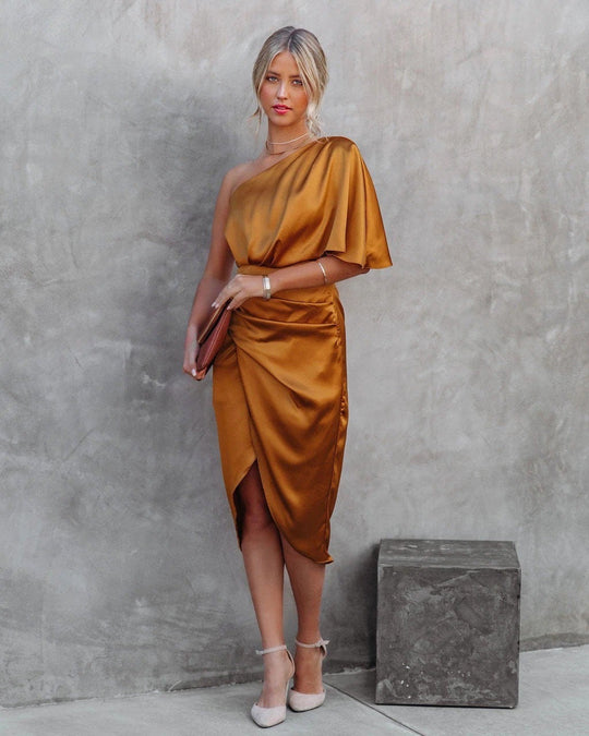 Angelika | Elegante Satinrobe für stilvolle Anlässe