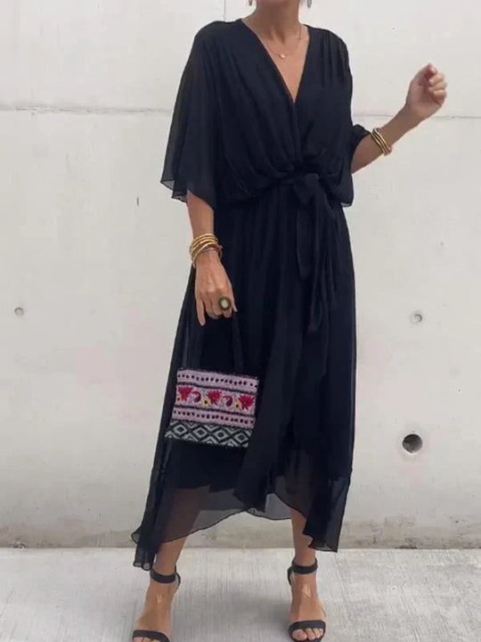 Monica | Luftiges Kleid mit V-Ausschnitt und fließender Silhouette