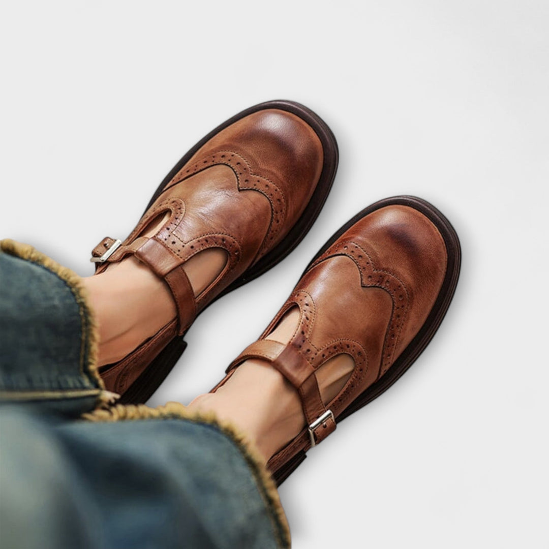Barbara | Retro-inspirierte Mary Janes mit moderner Silhouette