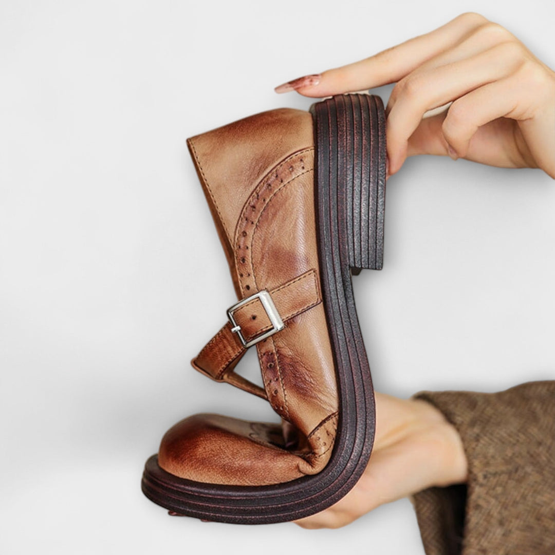 Barbara | Retro-inspirierte Mary Janes mit moderner Silhouette