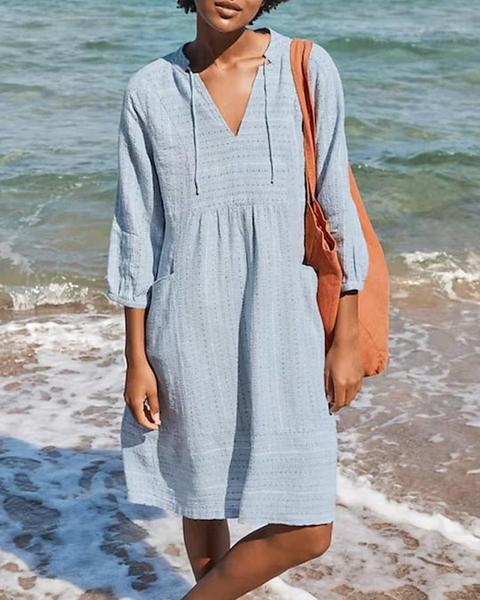 Mira | Luftiges Strandkleid mit V-Ausschnitt und Ärmeln