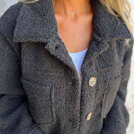 Luna | Kurze Wolljacke mit Reverskragen
