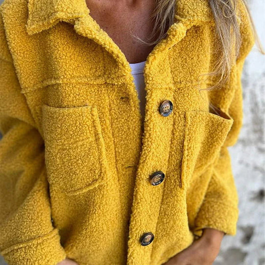 Luna | Kurze Wolljacke mit Reverskragen